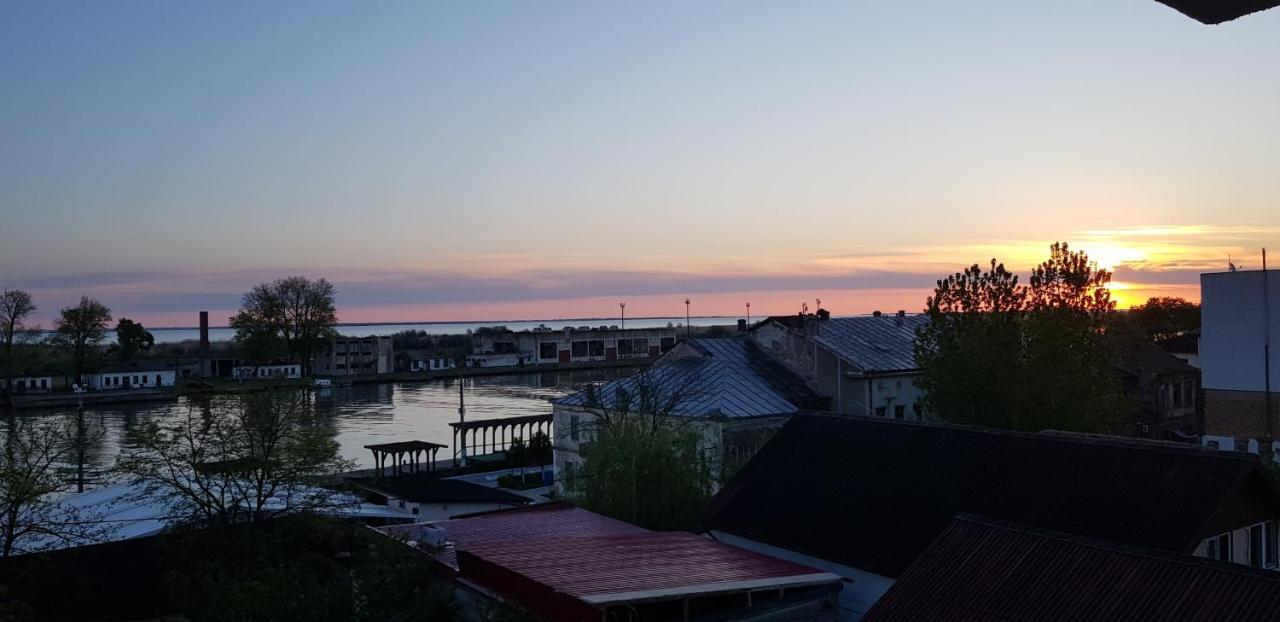 Musura Bay Apartments Sulina Bagian luar foto
